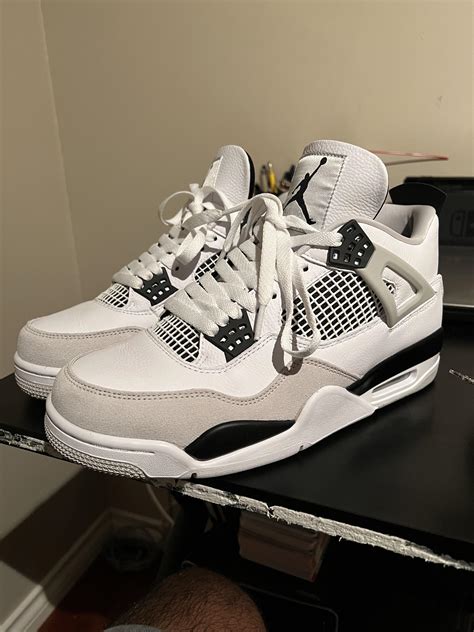 military black jordan 4 reps